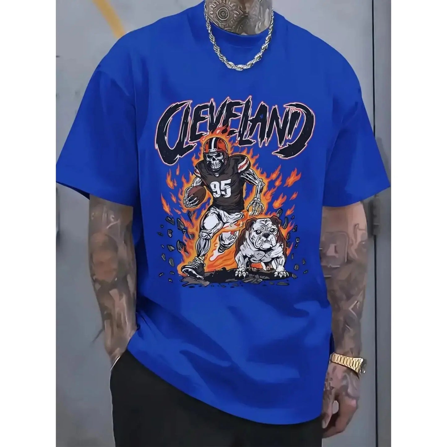 Men's Cleveland Football Graphic T-Shirt - 100%25 Cotton Regular Fit Short Sleeve Tee with Bold Flame Print, All-Season Casual Wear & Classic Holiday Gift for Sports Fans