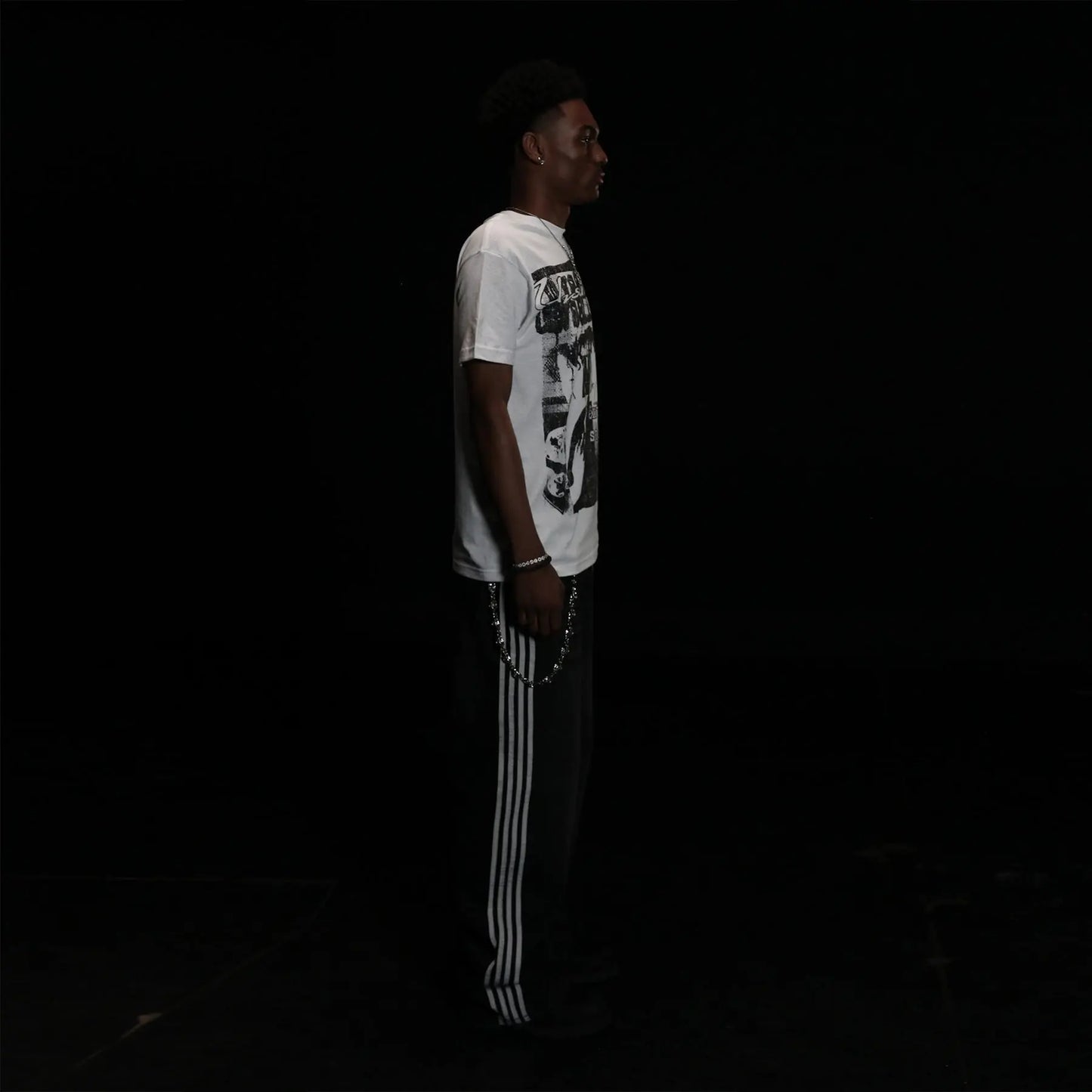DISTRESS TEE